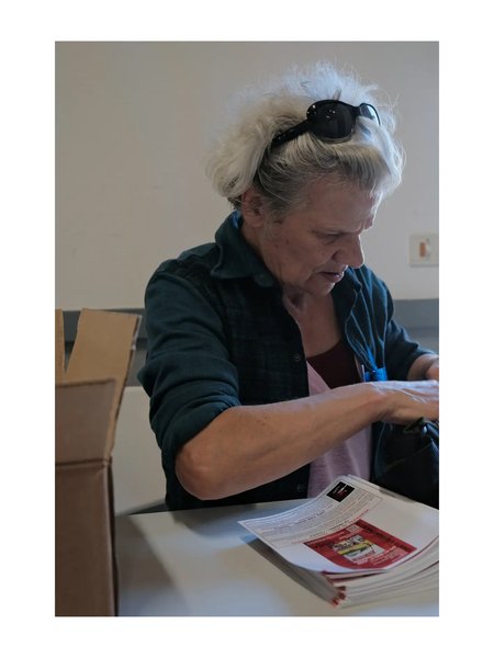 ../previews/009-Irène Forterre, bénévole, en charge des sélections cinématographiques.  Rassemblent des Glieres,Thorens Glieres Mai 2025.webp.medium.jpeg