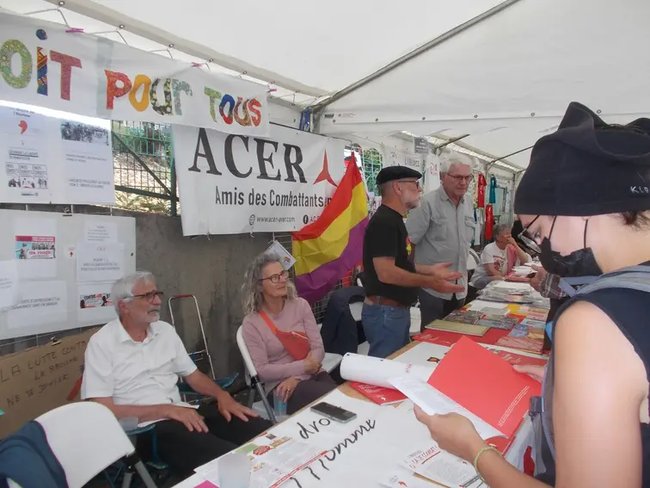 ../previews/054-2025-05-30_Glieres-village-plateau_CRHA_stand-Acer_small.webp.medium.jpeg